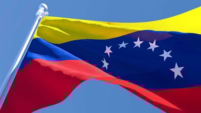 Венесуэла объявила всеобщую мобилизацию и ввела военный режим на стратегических предприятиях