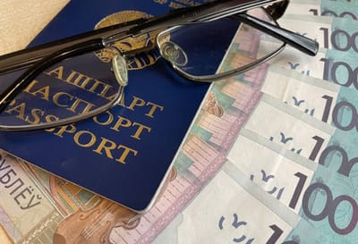 Какие категории граждан имеют право на досрочную пенсию: женщины в 53 года, мужчины в 58 лет