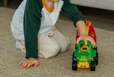 Два 6-летних мальчика – из Слонима и Зельвы – проглотили опасные предметы и оказались на больничной койке