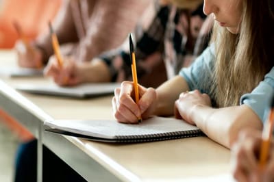 Какие предметы чаще всего выбирали школьники на пробном экзамене