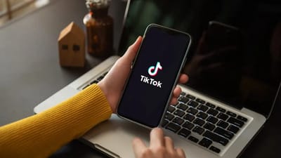 Американская библиотекарша арестована за призывы к убийству Трампа в TikTok