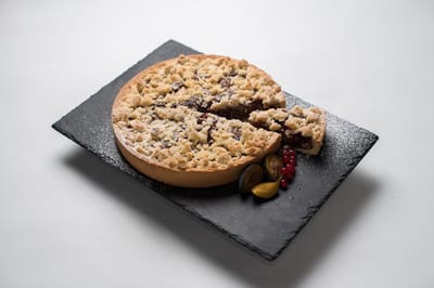 Пирог оказался сыроват внутри? Не спешите выбрасывать – вот как его можно спасти