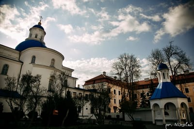В Жировичском монастыре возобновлено ежедневное дежурство священников для паломников