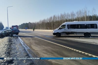 Водитель не уступил дорогу: в Ивьевском районе произошло серьёзное ДТП