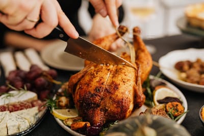 Как запечь самую сочную курицу: с идеальной корочкой и нежным мясом