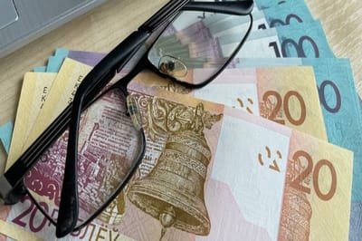 Минимальная зарплата в Беларуси в 2026 году: сколько платят и кому положены доплаты