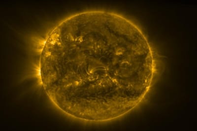 Что происходит на обратной стороне Солнца: первые данные Solar Orbiter