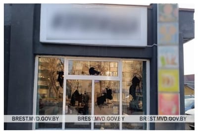 В Барановичах мужчина устроил погром в пиццерии