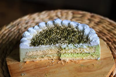 Как переложить кусок торта в контейнер, чтобы он не помялся: хитрость хозяек