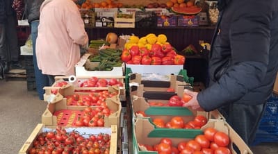 Рынок оживает: свежие продукты и новые цены в Слониме