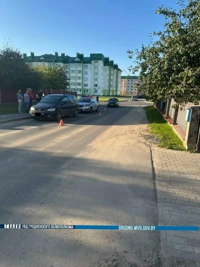 11-летняя девочка попала под колеса автомобиля в Ошмянах