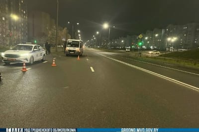 Автобус сбил женщину на регулируемом переходе в Гродно