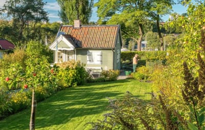 Будет ли дача делиться после развода как совместно нажитое имущество, если теща переписала ее на мою жену?