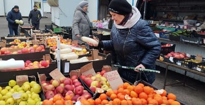 Цены на центральном рынке Слонима: что подорожало, а что подешевело к Новому году