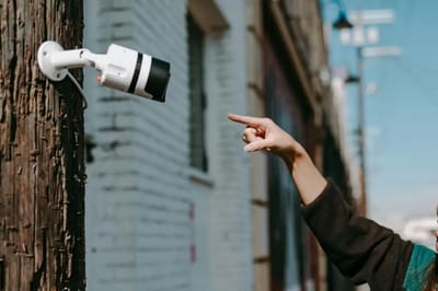  Дачницы-пенсионерки поссорились из-за камеры видеонаблюдения