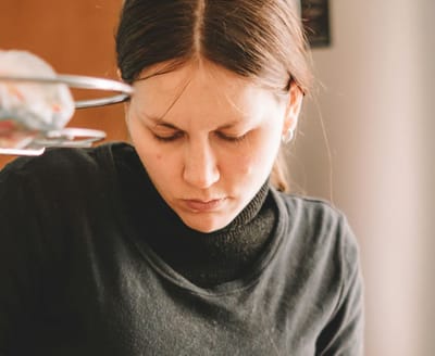 Эти признаки безошибочно указывают на то, что женщина живет в несчастливом браке