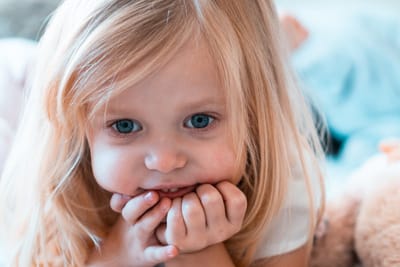 Это волшебное имя для девочки некогда считалось необычным, а сегодня оно очень популярно