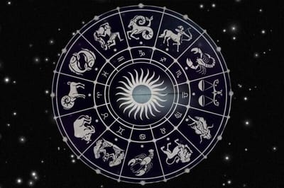 Гороскоп на 11 августа: Козероги стоят перед важным выбором, а Водолеев ждут неожиданные повороты дня