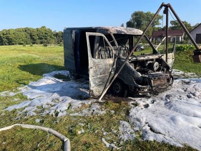 Грузовой фургон сгорел в Кореличах