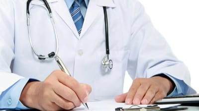 Как будут работать больницы и поликлиники в праздничные дни ноября