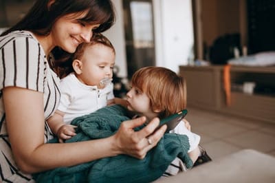 Кому на работе положены оплачиваемые перерывы, рассказали в Минтруда