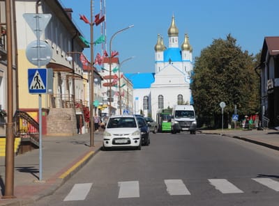 «Лучше с велосипедом дружить, чем с аптекой». Как в Слониме проходит акция «День без автомобиля»