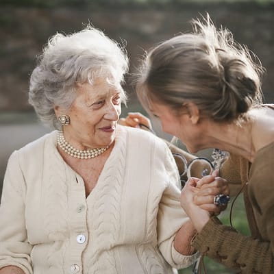 Персональные ассистенты в Беларуси: кому помогают и как работает эта услуга