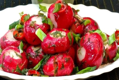 Пикантный «битый редис» — хит весеннего сезона