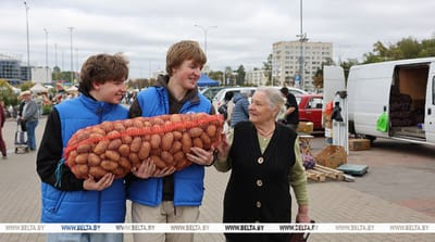 Посмотрели, что почем продают на осенних ярмарках в столице