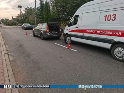 Пятилетний мальчик выбежал на проезжую часть в Гродненском районе и попал под машину