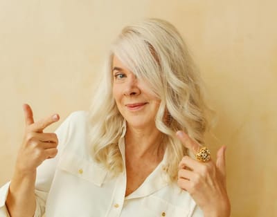 Сколько седых волос в норме должно быть у вас к 50 годам?