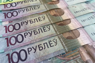 У работника два года незаконно удерживали часть зарплаты, пока не вмешалась прокуратура
