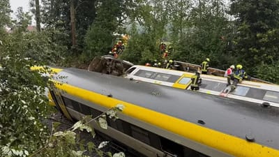 В Германии поезд сошёл с рельсов, есть погибшие и десятки раненых