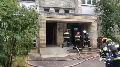 В Гродно спасли человека из горящей квартиры, в Ошмянском районе сгорел комбайн. Обзор огненных ЧП за выходные