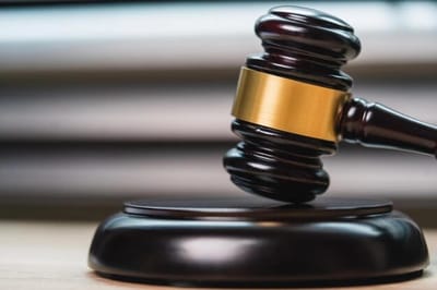 В Волковыске суд признал увольнение директора ООО незаконным