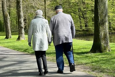 Ваша походка может рассказать, сколько вы проживете