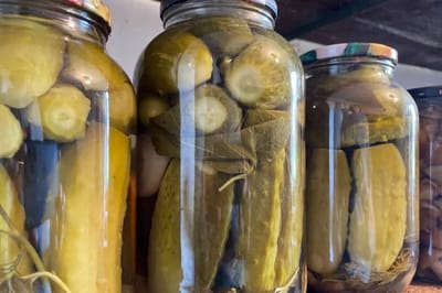 Вкуснее этих огурцов я не ела: заливаются маринадом 1 раз и всю зиму стоят как слеза