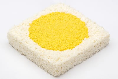 Забудьте про «Оливье»! Теперь этот салат — главный на празднике