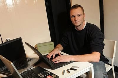 Жена убралась в квартире и выбросила вещь стоимостью 950 млн долларов