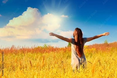 Звёзды выбрали счастливчиков сентября — есть ли вы среди них?