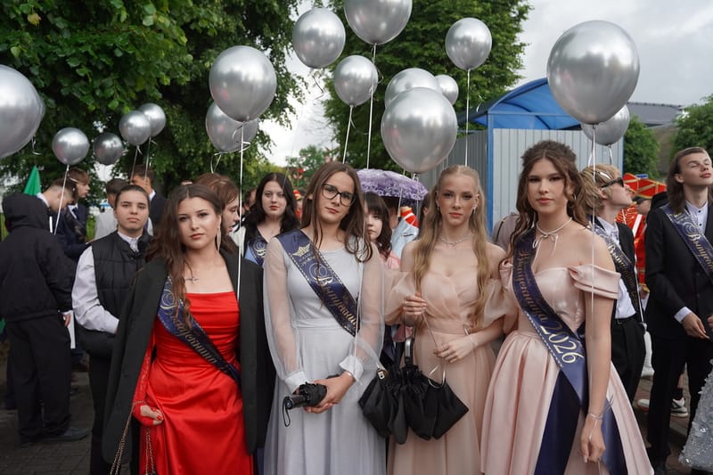 Выпускницы