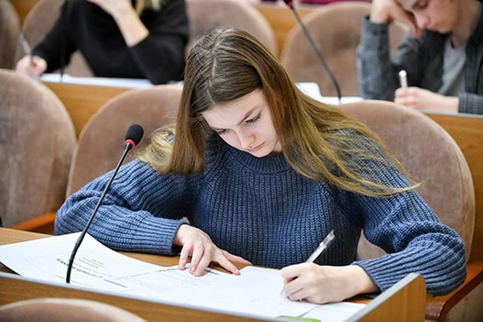    Минобразования изменило правила проведения ЦЭ и РЦЭ в 2026 году: что нужно знать выпускникам