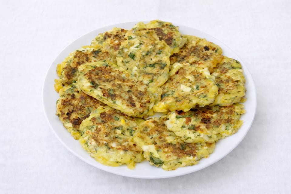 Всего 3 яйца и пачка творога — а на выходе целая тарелка вкуснятины