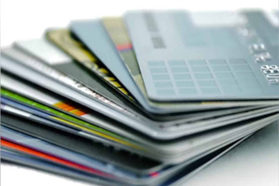 Карты Visa двух белорусских банков перестали работать в Европе