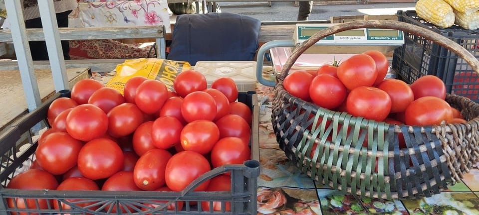 Белорусы, торгующие продукцией с приусадебных участков, будут платить налоги по-новому
