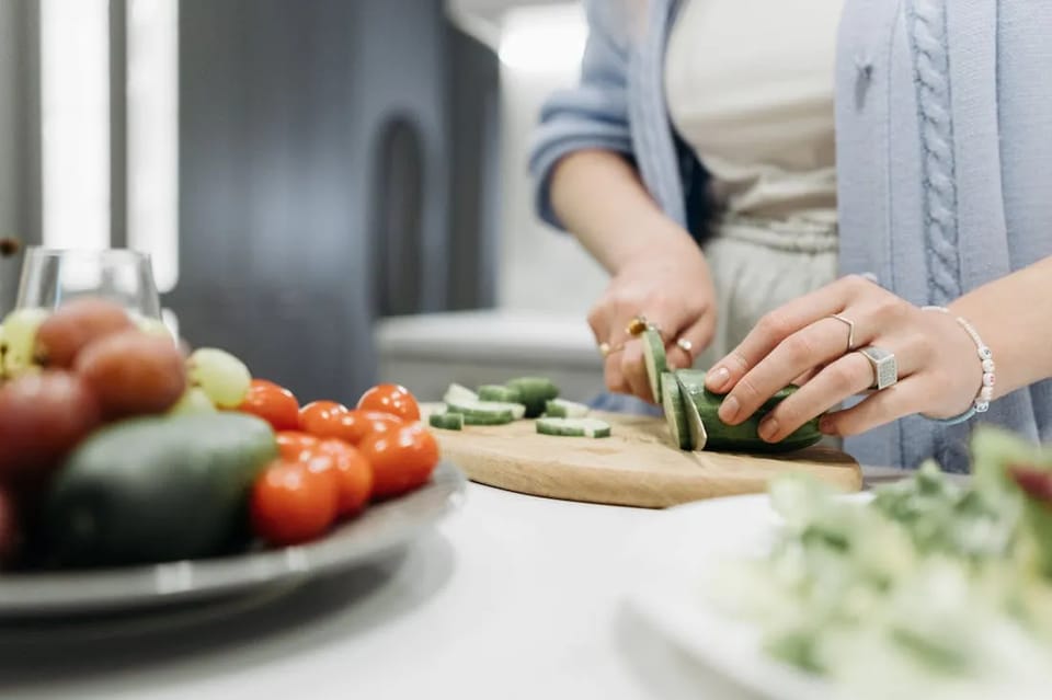 Предотвращают переломы: какие продукты укрепят ваши кости после 50 лет