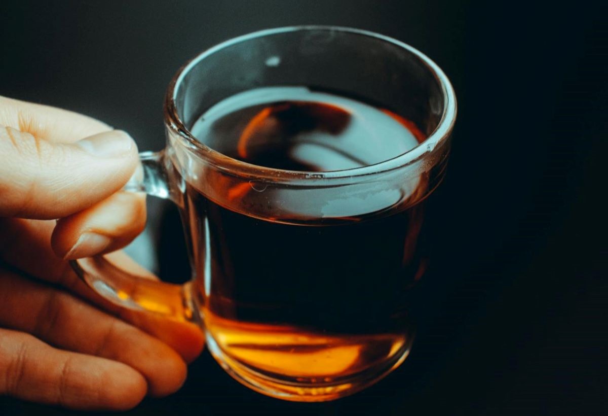 Тонкая пленка на чае — это чайная пыль или остатки пестицидов? Только сейчас узнала, хотя пью чай много лет