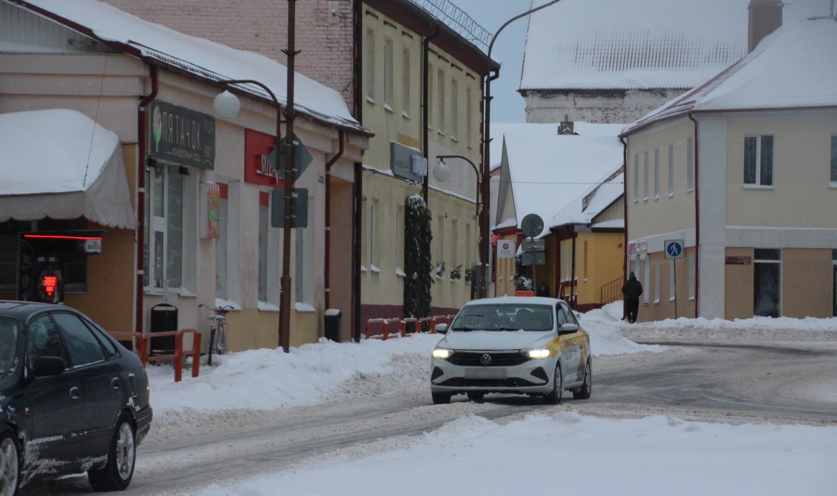 Можно ли отправить маленького ребёнка на такси без сопровождения взрослых?