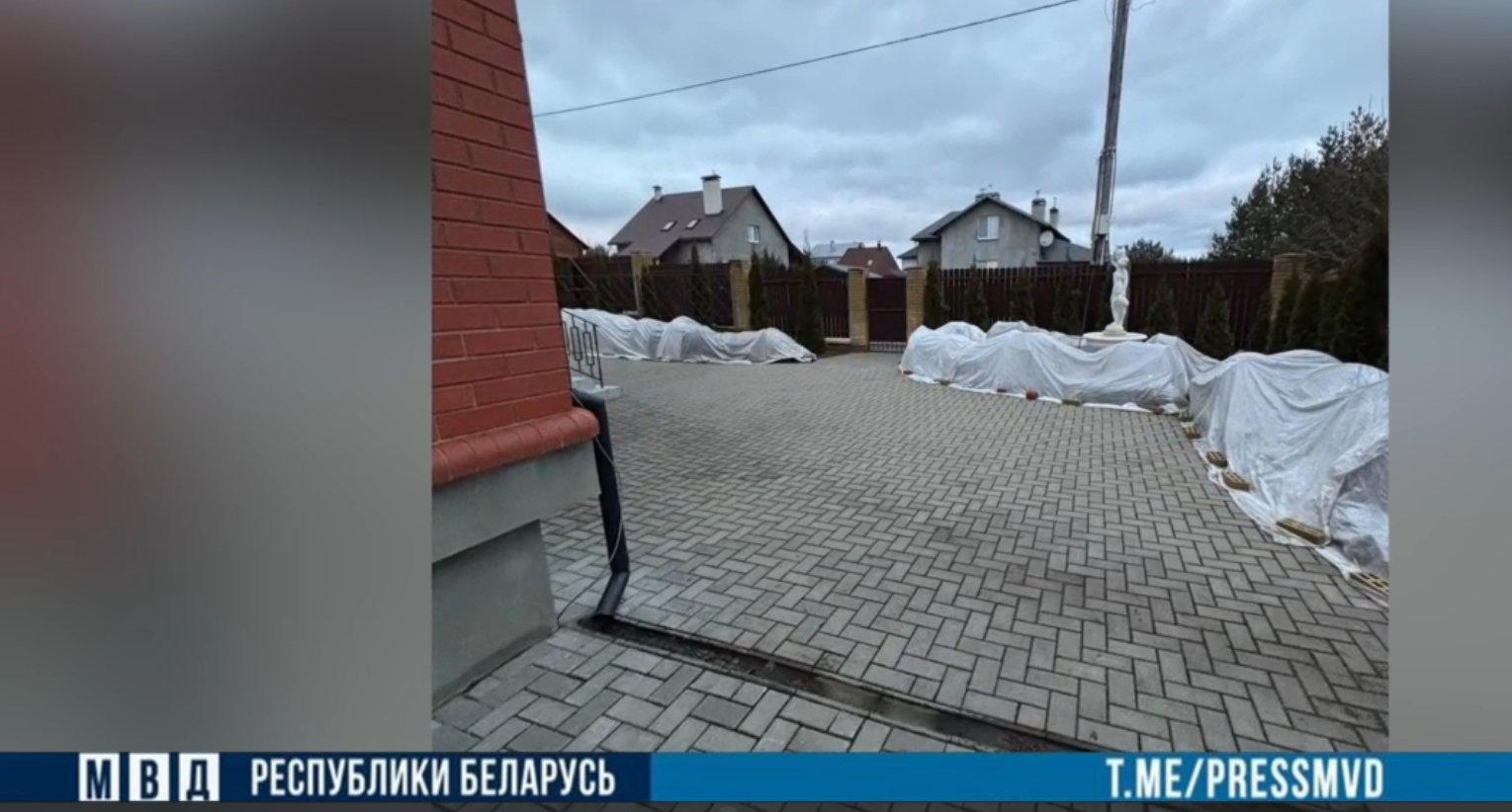 Двое работников стройорганизации воровали материалы и продавали жителям Гродненского района — им грозит до 12 лет