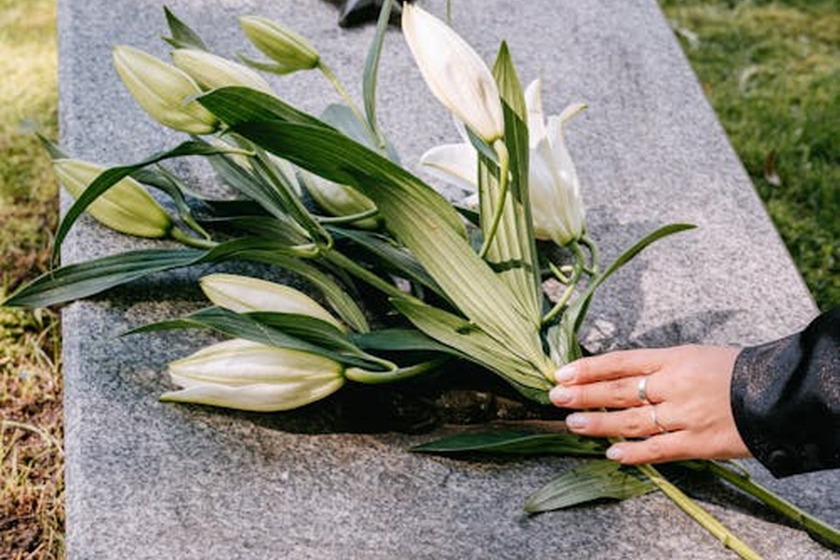 Размер пособия на погребение пересчитают в феврале